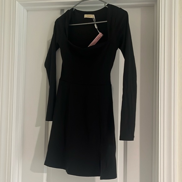 Tennis dress - Picture 1 of 2